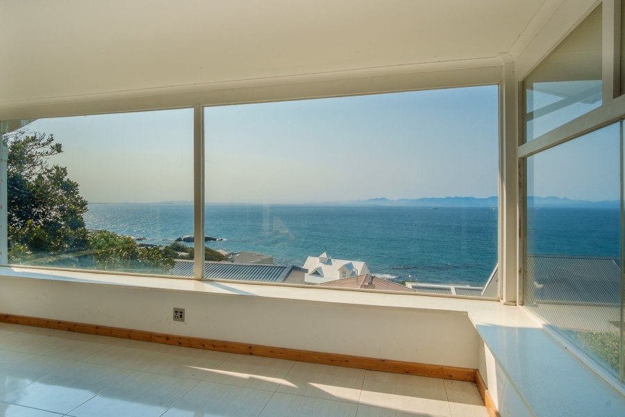 5 Bedroom Property for Sale in Simons Town Western Cape